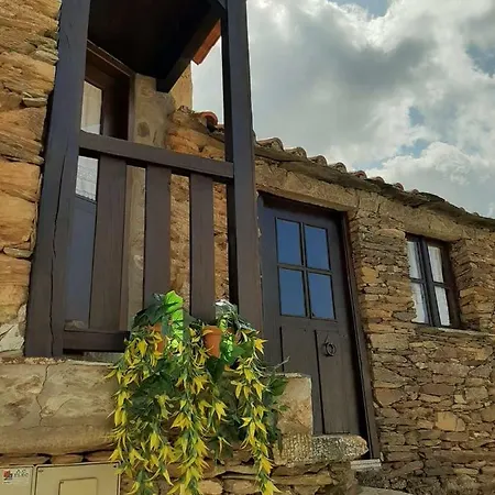 Casa Do Regadio Feriehus Vinhais